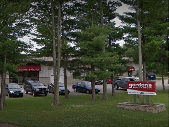 Hunter Douglas Dealer Image